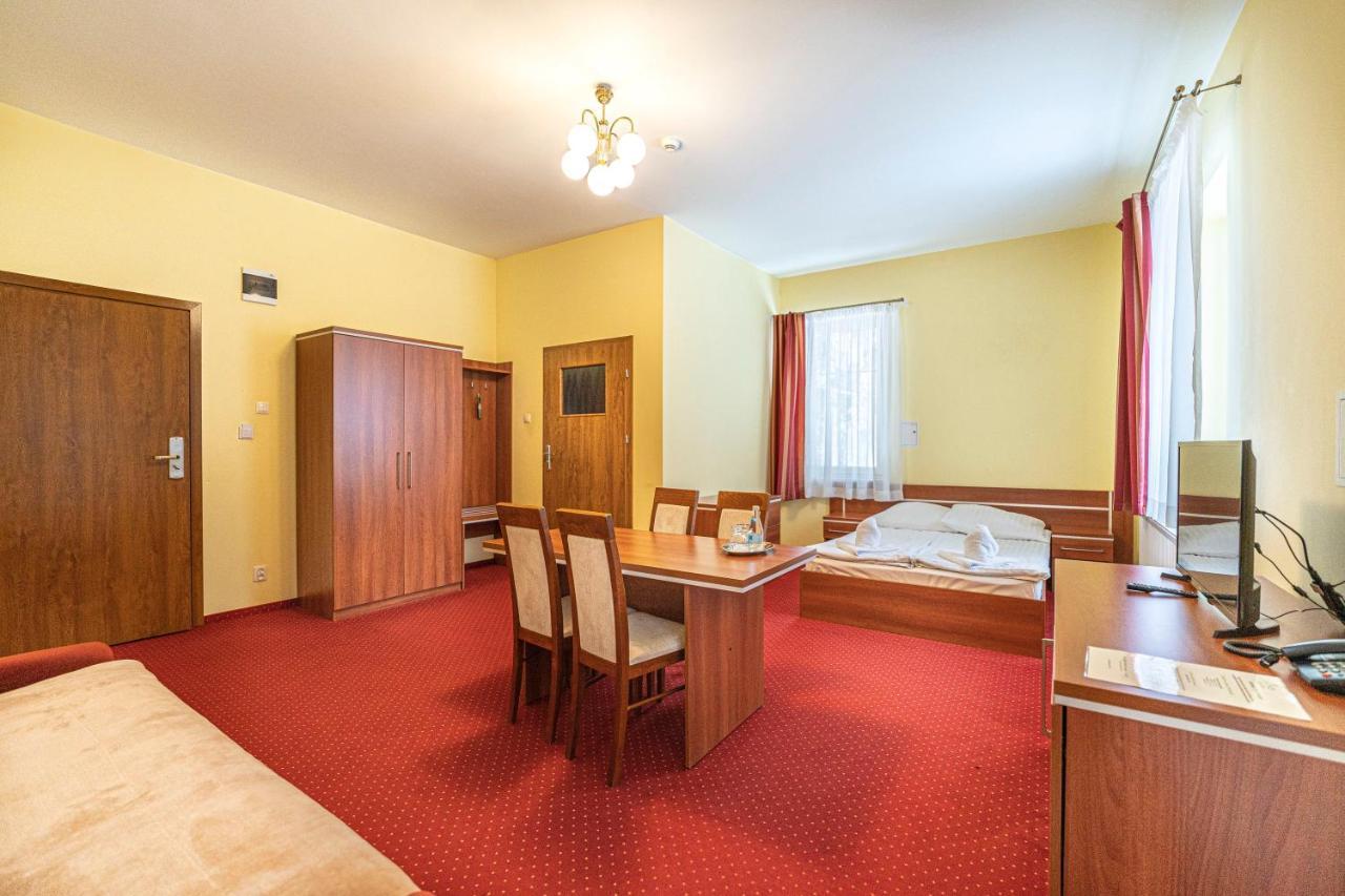 Bed & Breakfast Dom Na Bialej Dolinie *